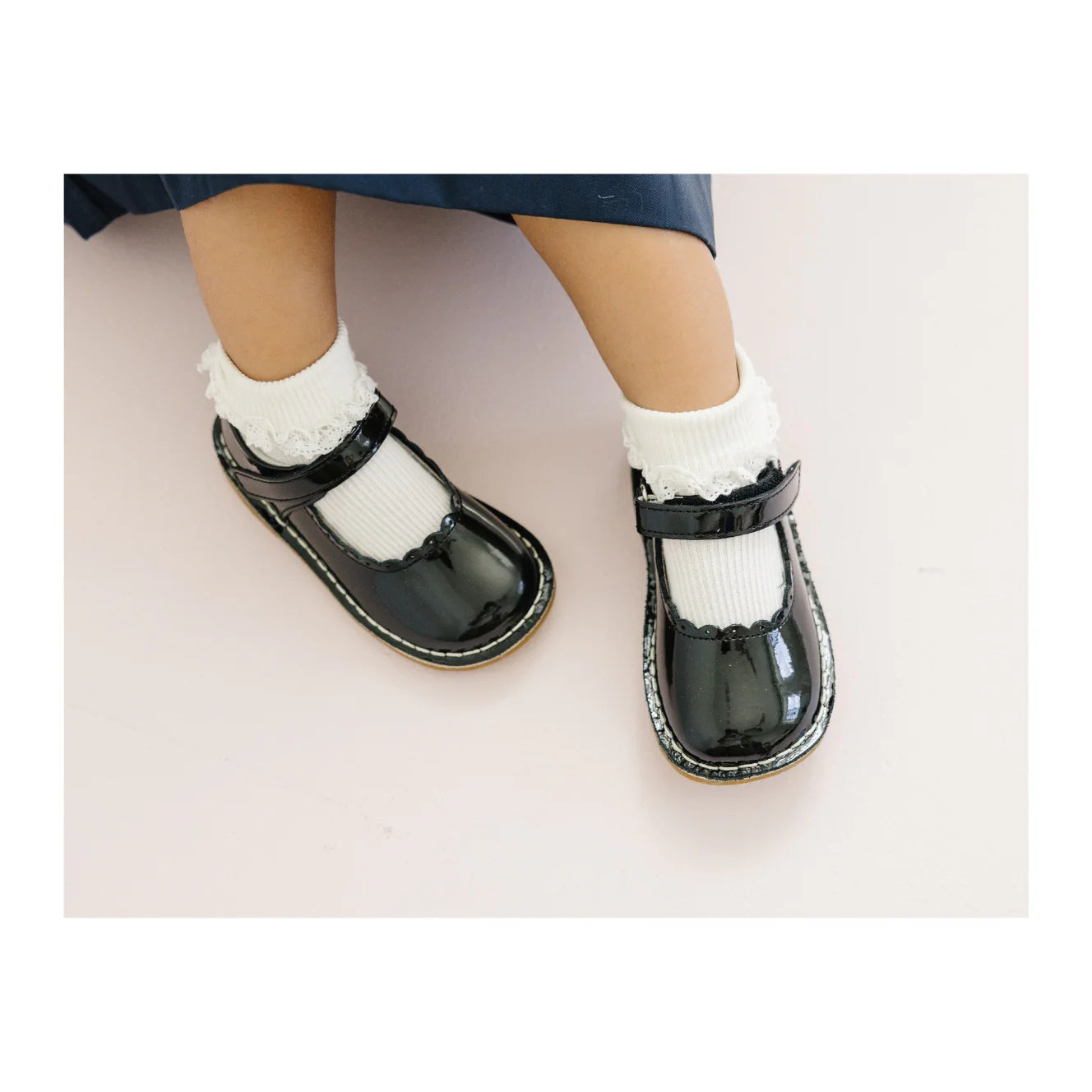 Blk Patent Caitlin Scalloped Mary Jane