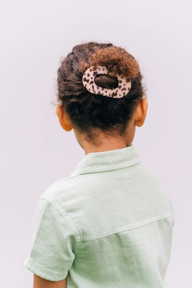 Blonde Tortoise Flat Round Hair Clip