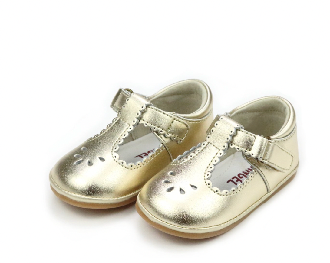 Gold Dottie Scalloped Perf MJ