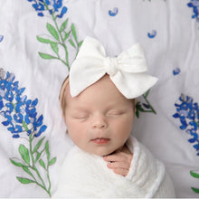 Bluebonnets Swaddle